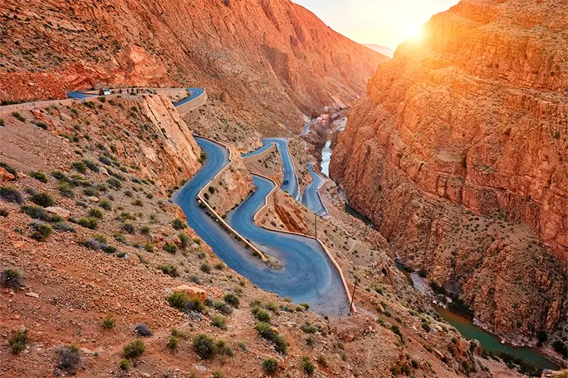 ruta en moto marruecos medio alto atlas desierto y atlantico en 9 dias